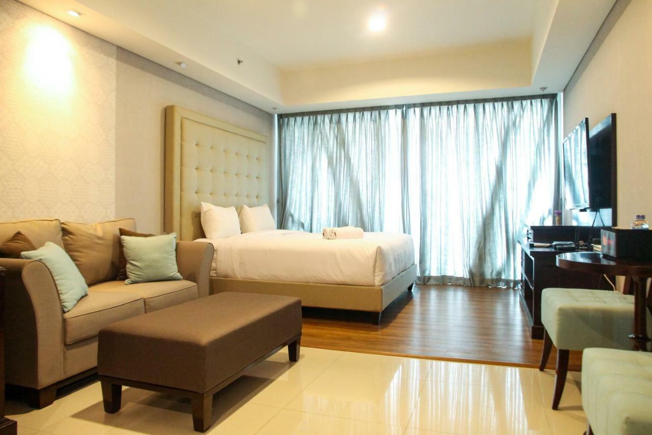 Elegant 1Br Kemang Village Apartment By Travelio Jacarta Exterior foto
